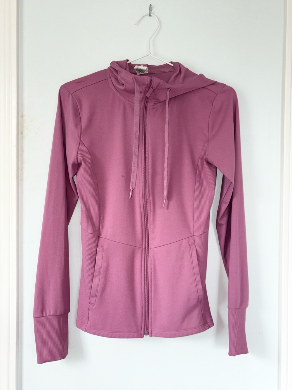 dark lilac hoodie, athletic